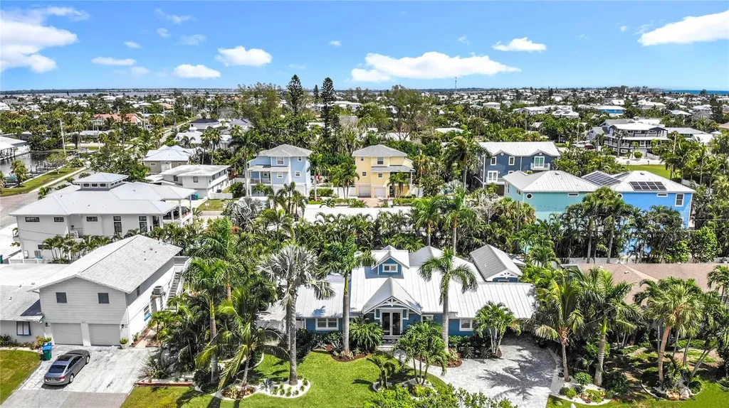 403 75th Street Holmes Beach FL 34217
