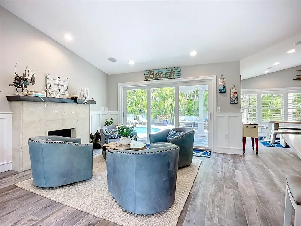 403 75th Street Holmes Beach FL 34217