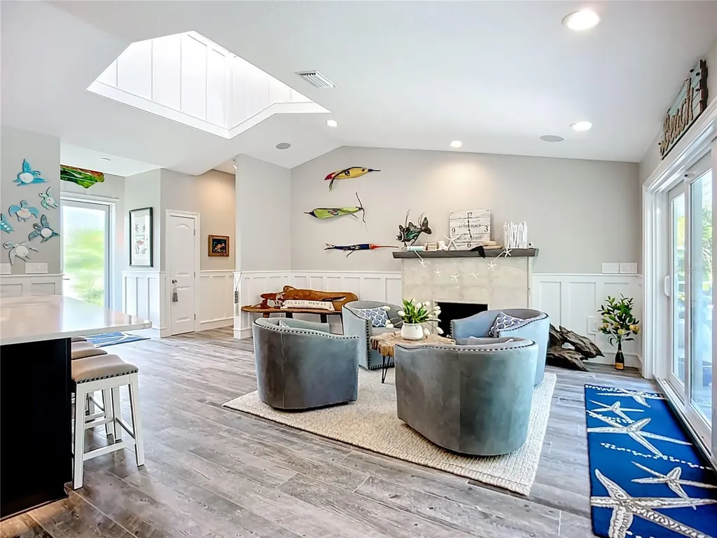 403 75th Street Holmes Beach FL 34217