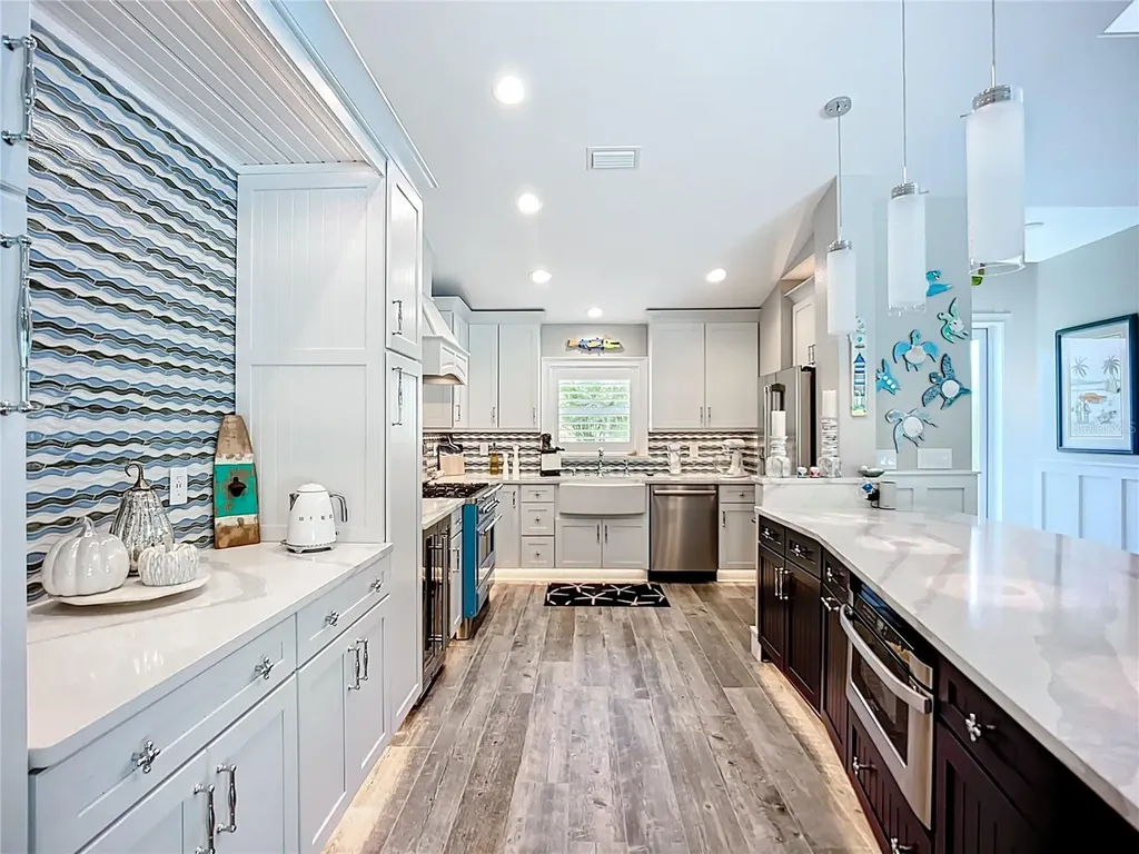 403 75th Street Holmes Beach FL 34217