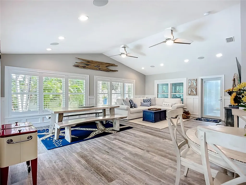 403 75th Street Holmes Beach FL 34217