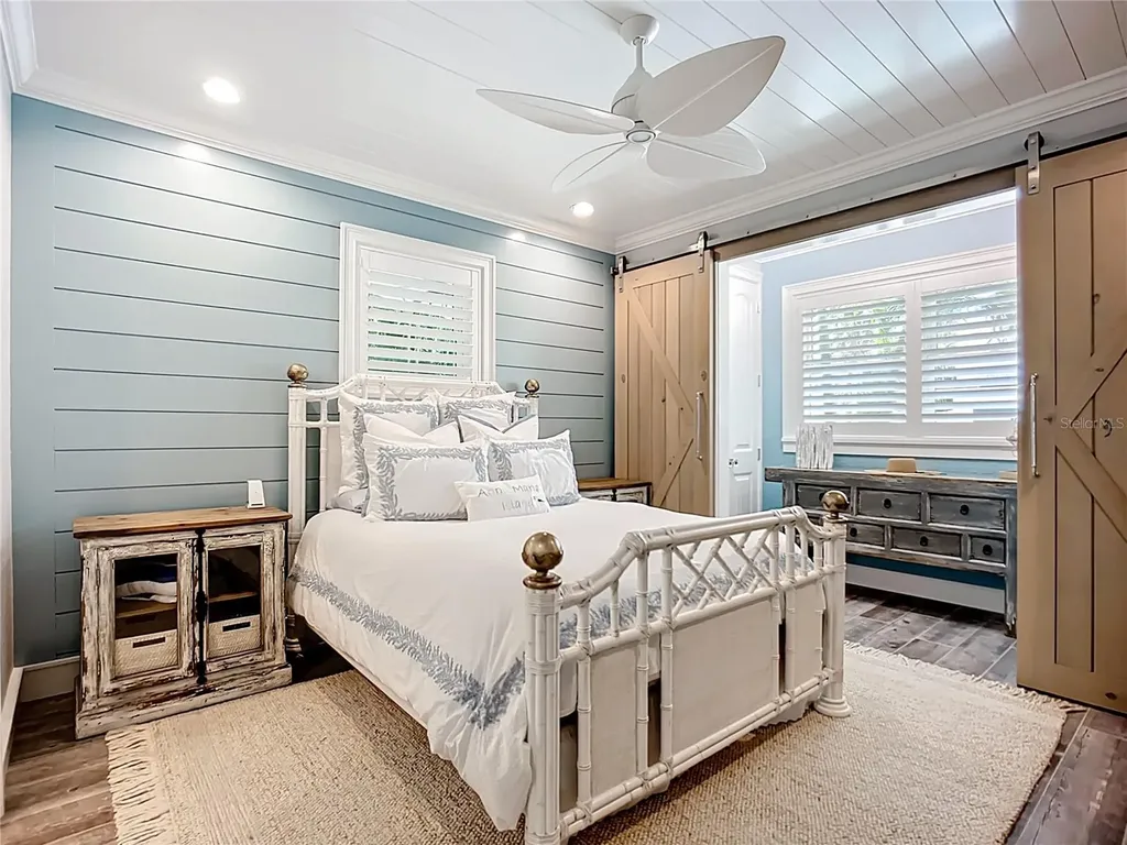 403 75th Street Holmes Beach FL 34217