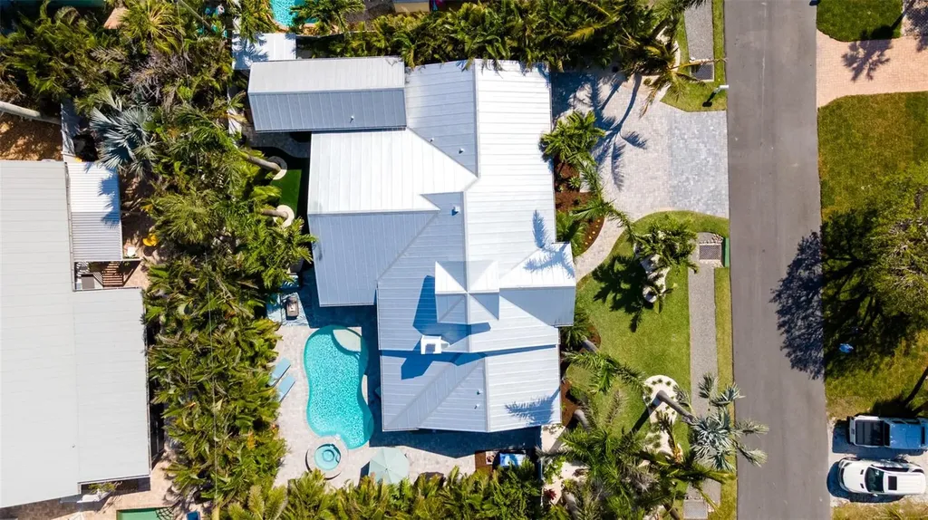 403 75th Street Holmes Beach FL 34217