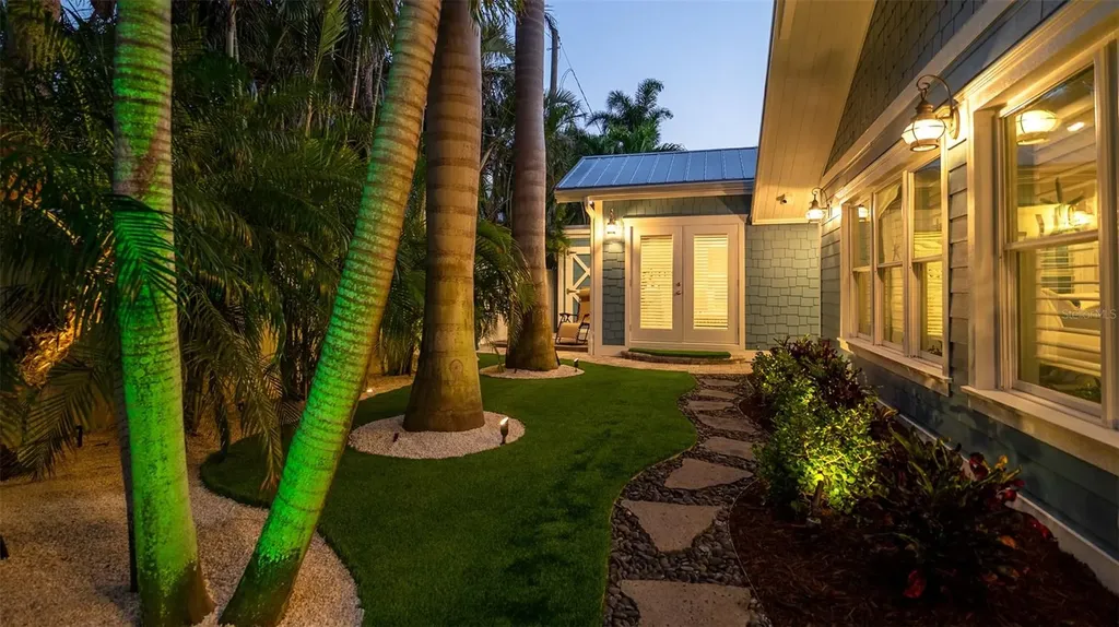 403 75th Street Holmes Beach FL 34217