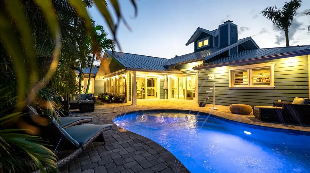 403 75th Street Holmes Beach FL 34217