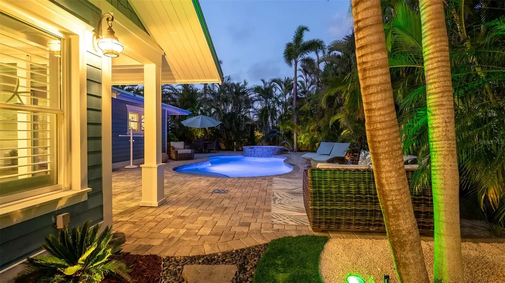 403 75th Street Holmes Beach FL 34217