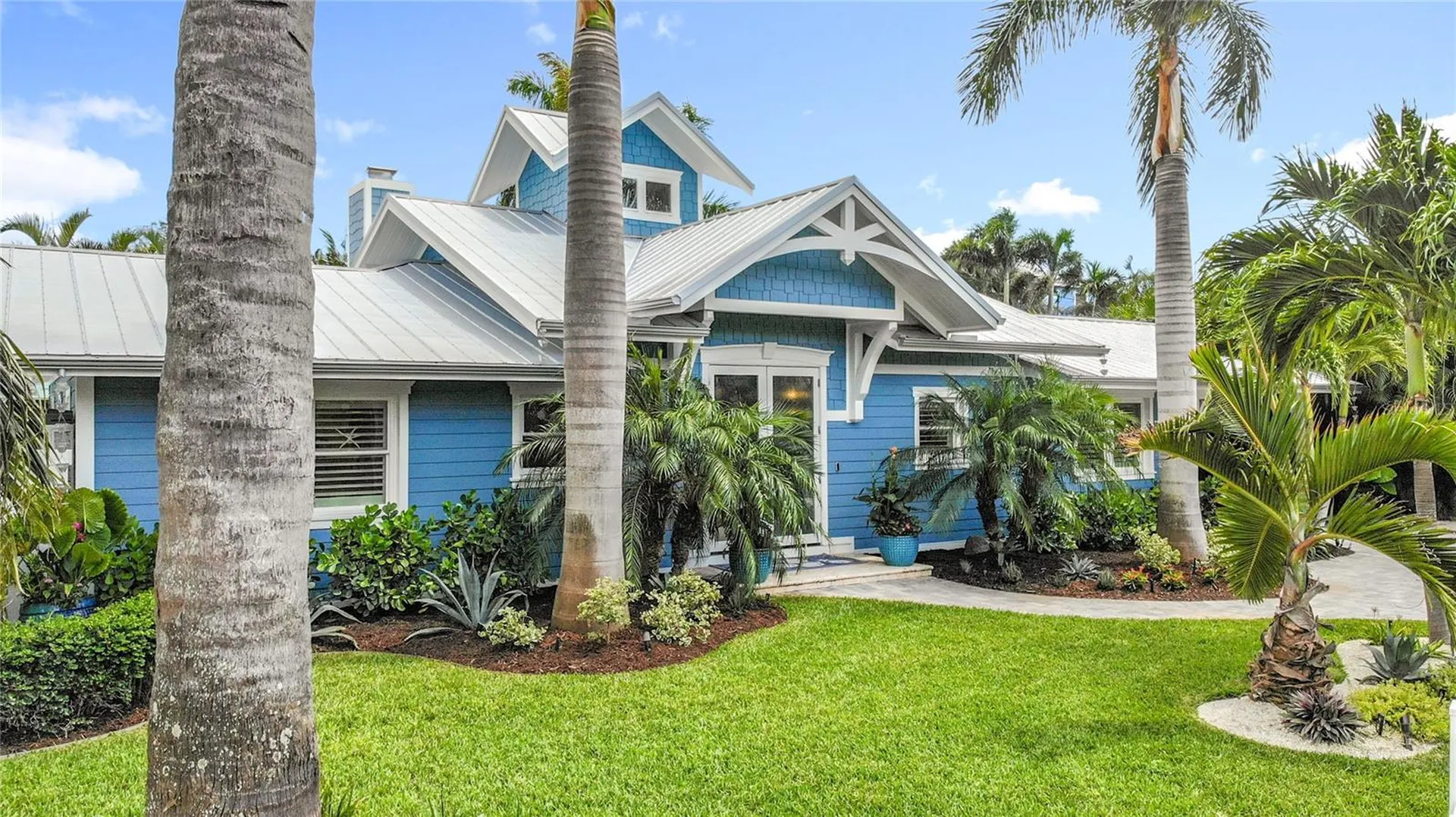 403 75th Street Holmes Beach FL 34217