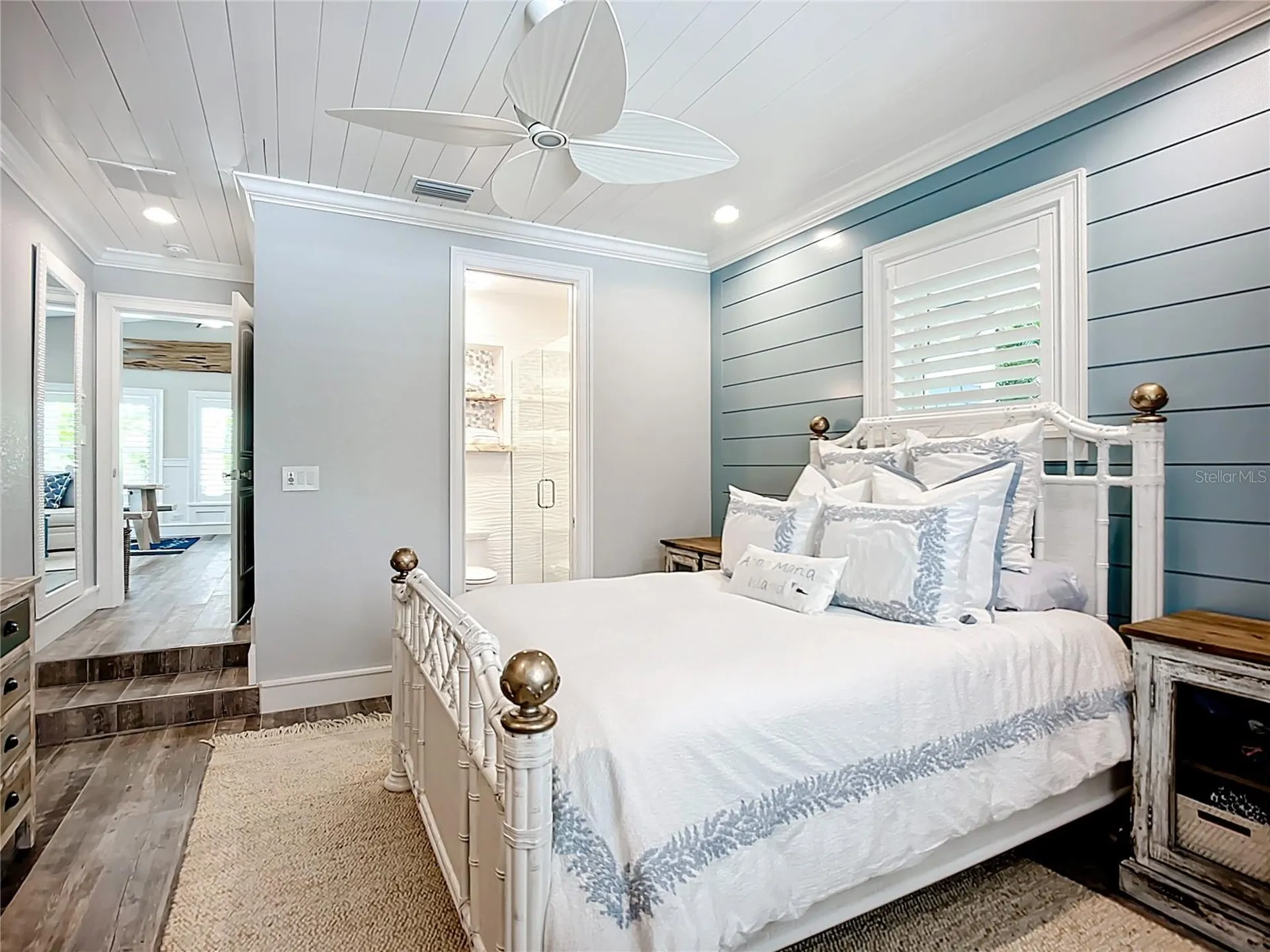 403 75th Street Holmes Beach FL 34217