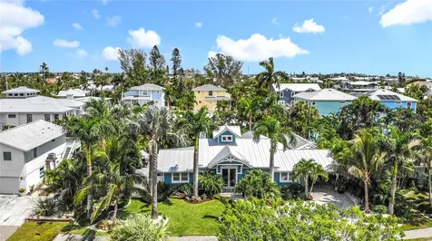 403 75th Street Holmes Beach FL 34217