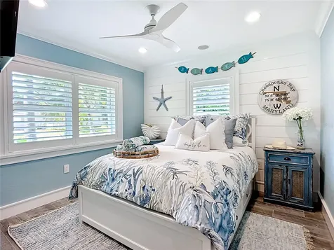 403 75th Street Holmes Beach FL 34217