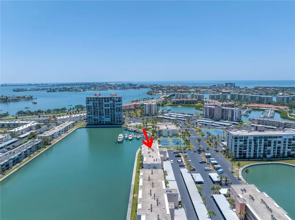 7625 Sun Island Drive S South Pasadena FL 33707