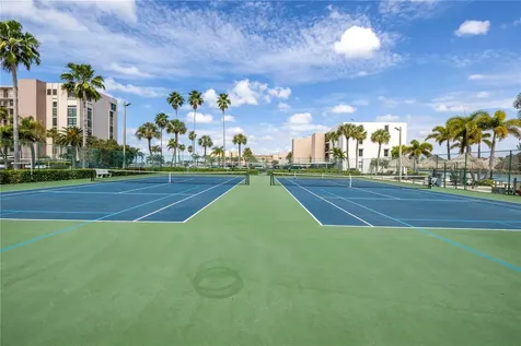 7625 Sun Island Drive S South Pasadena FL 33707