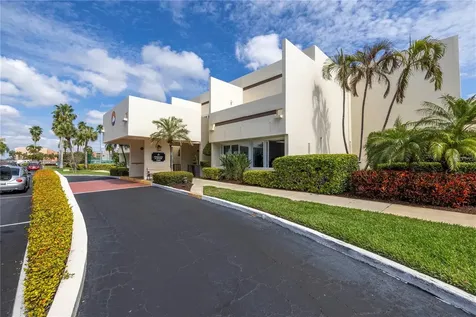 7625 Sun Island Drive S South Pasadena FL 33707