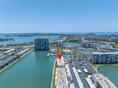 7625 Sun Island Drive S South Pasadena FL 33707