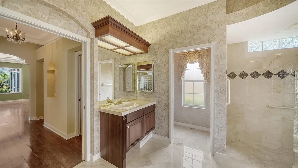6633 The Masters Avenue Lakewood Ranch FL 34202