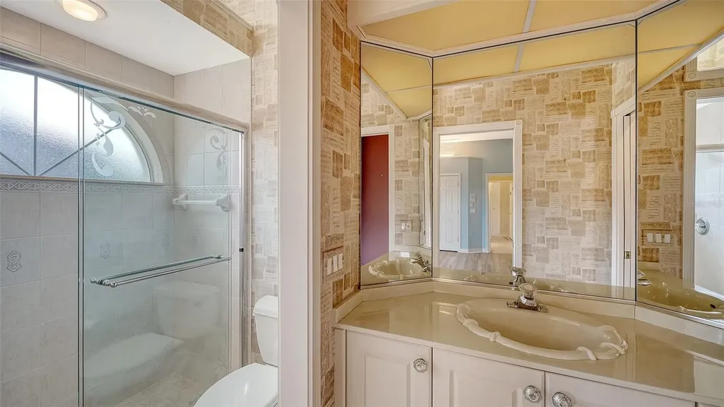 6633 The Masters Avenue Lakewood Ranch FL 34202