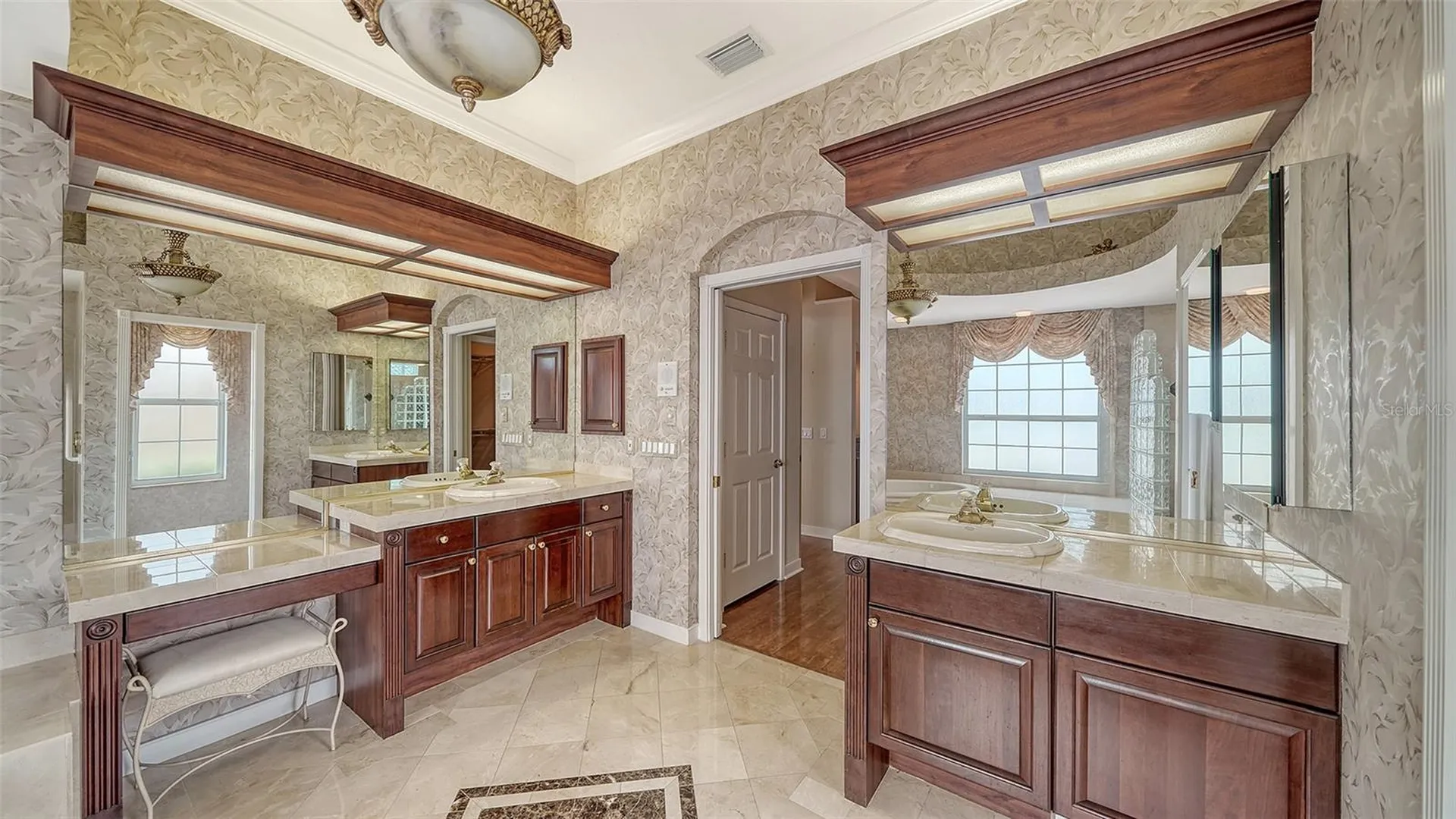 6633 The Masters Avenue Lakewood Ranch FL 34202