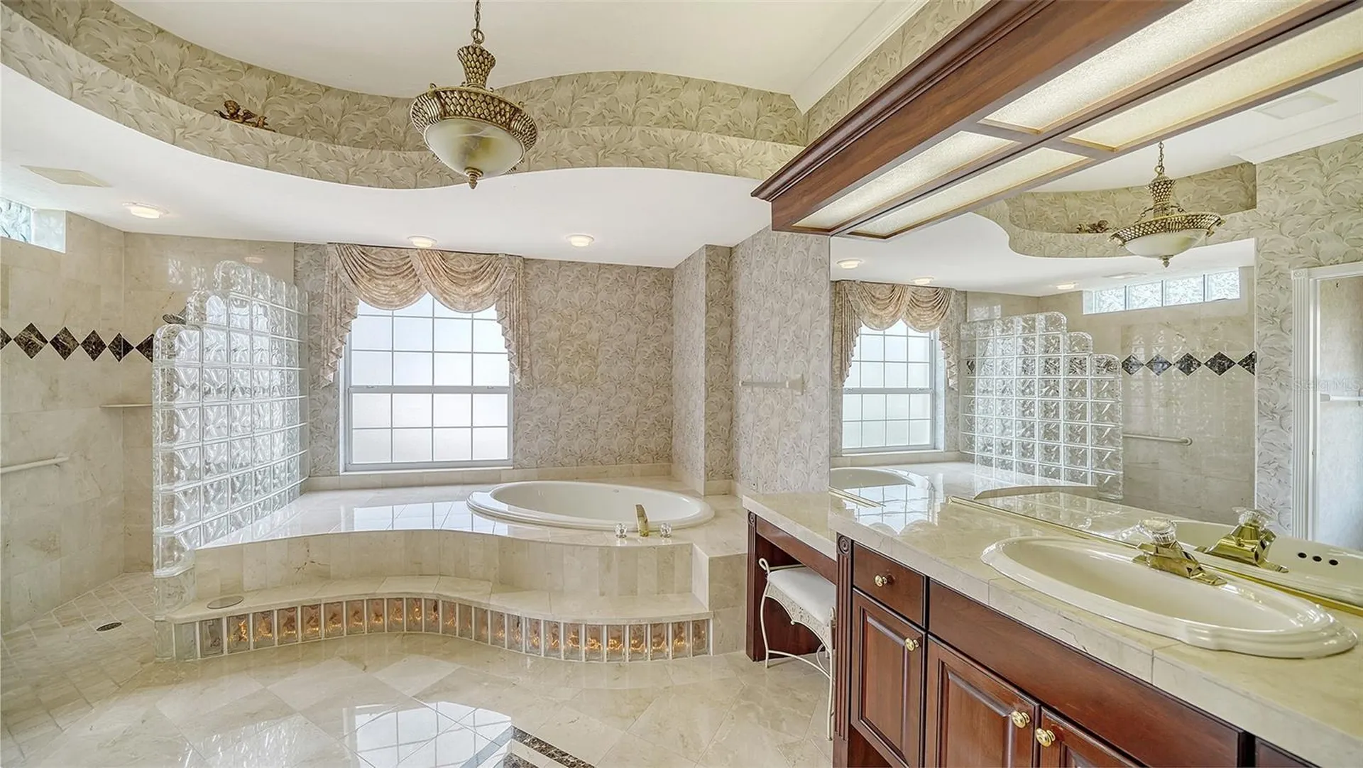 6633 The Masters Avenue Lakewood Ranch FL 34202