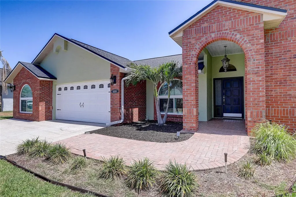 1416 Buckner Road Valrico FL 33596