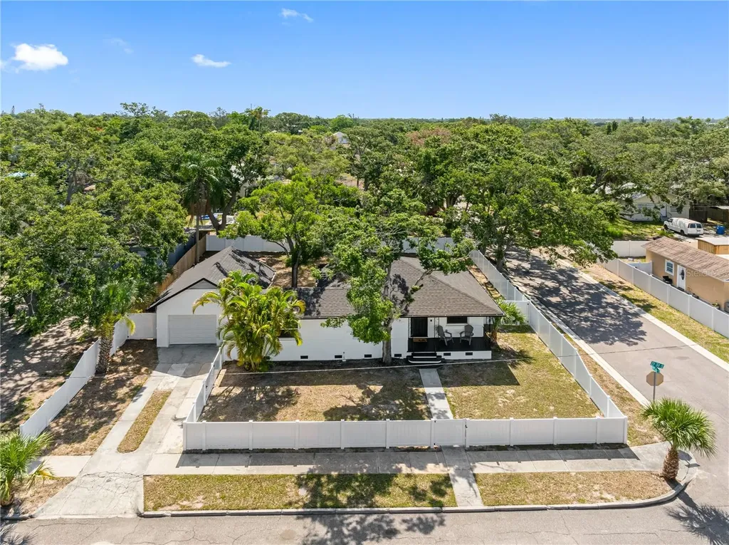 2322 21st Street S St Petersburg FL 33712