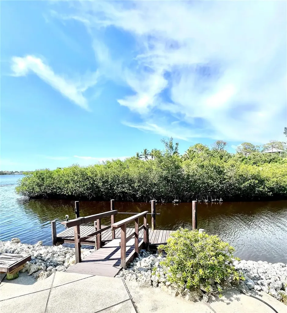 36 N Starboard Drive Venice FL 34285