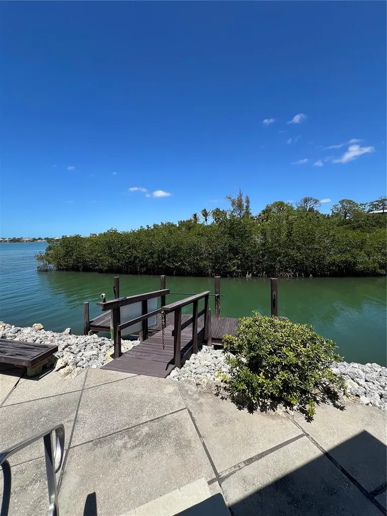 36 N Starboard Drive Venice FL 34285