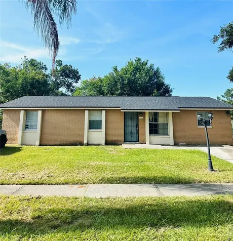 3716 Mistwood Drive Tampa FL 33619