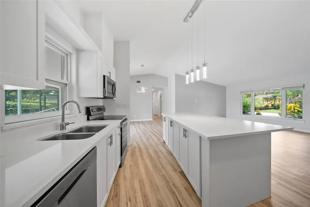 7912 Estates Drive Sarasota FL 34243