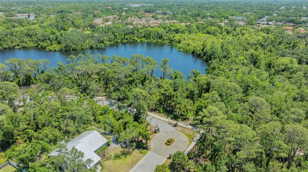 7912 Estates Drive Sarasota FL 34243