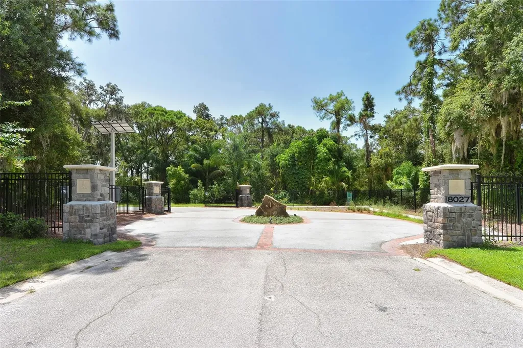 7912 Estates Drive Sarasota FL 34243