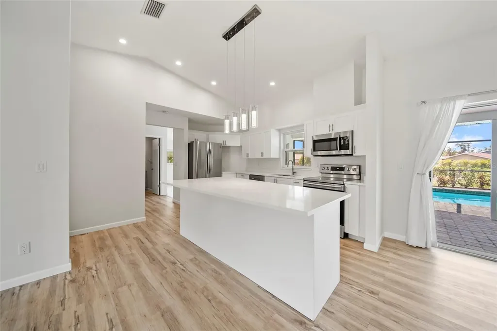 7912 Estates Drive Sarasota FL 34243