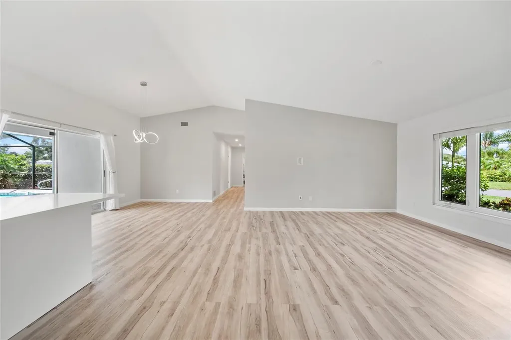 7912 Estates Drive Sarasota FL 34243