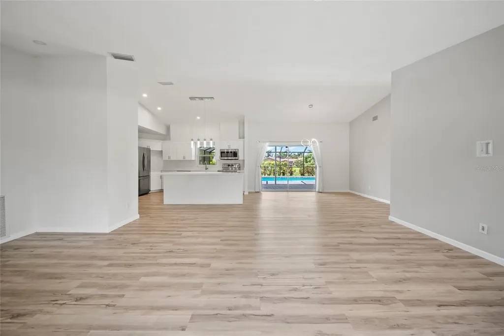 7912 Estates Drive Sarasota FL 34243
