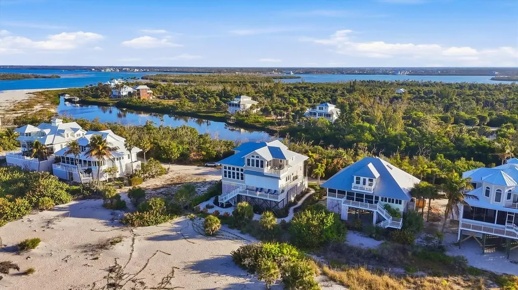 6890 Palm Island Drive Placida FL 33946