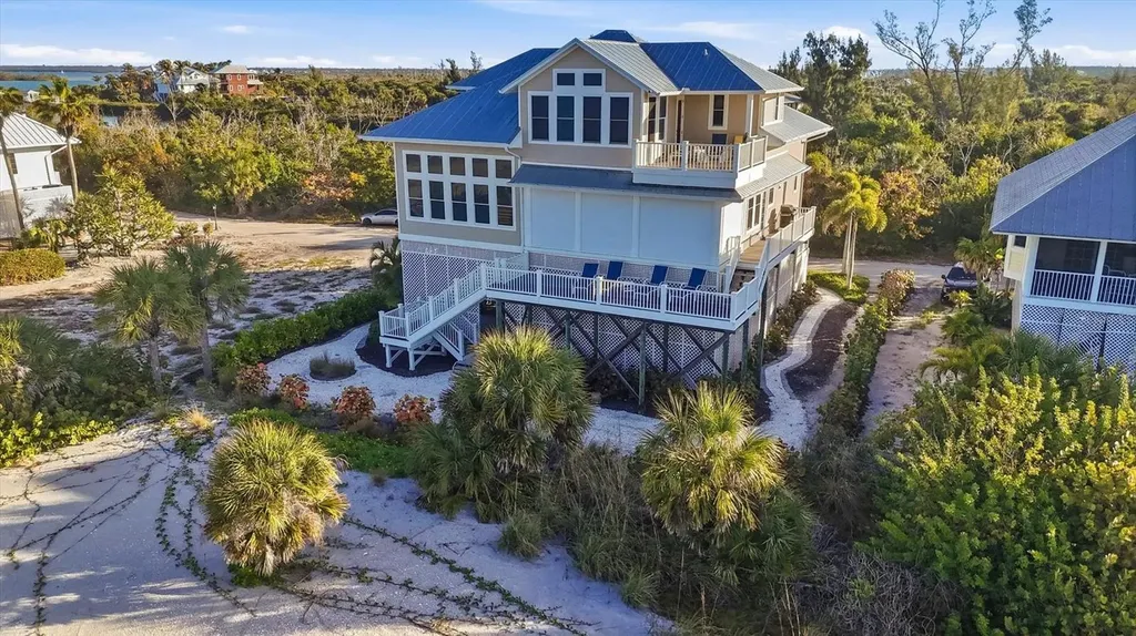 6890 Palm Island Drive Placida FL 33946