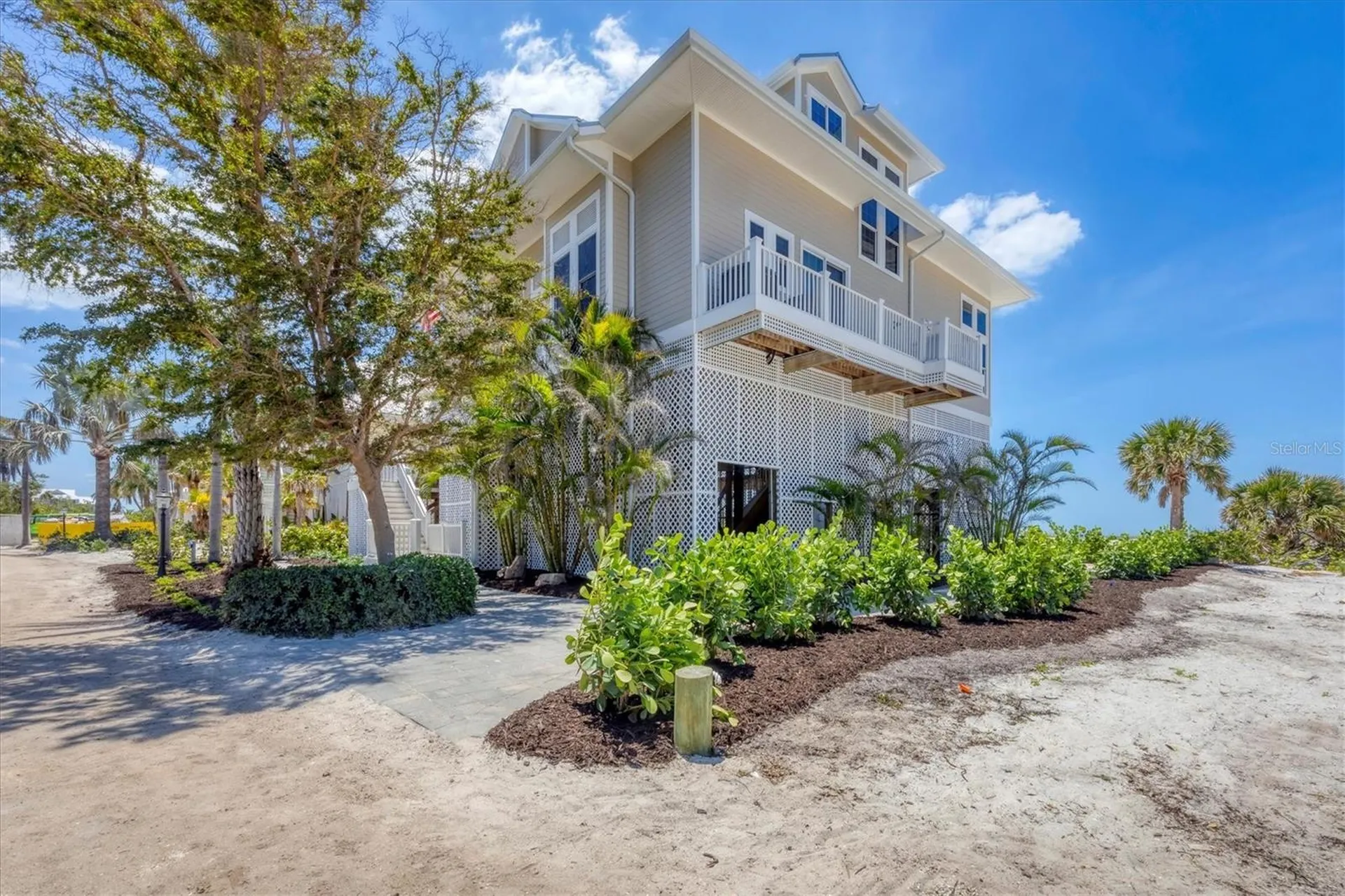 6890 Palm Island Drive Placida FL 33946