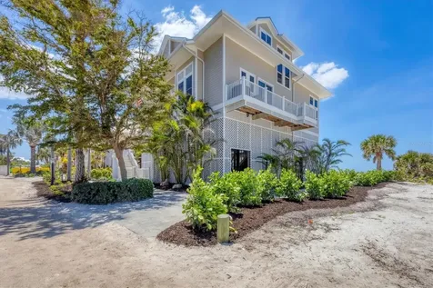 6890 Palm Island Drive Placida FL 33946