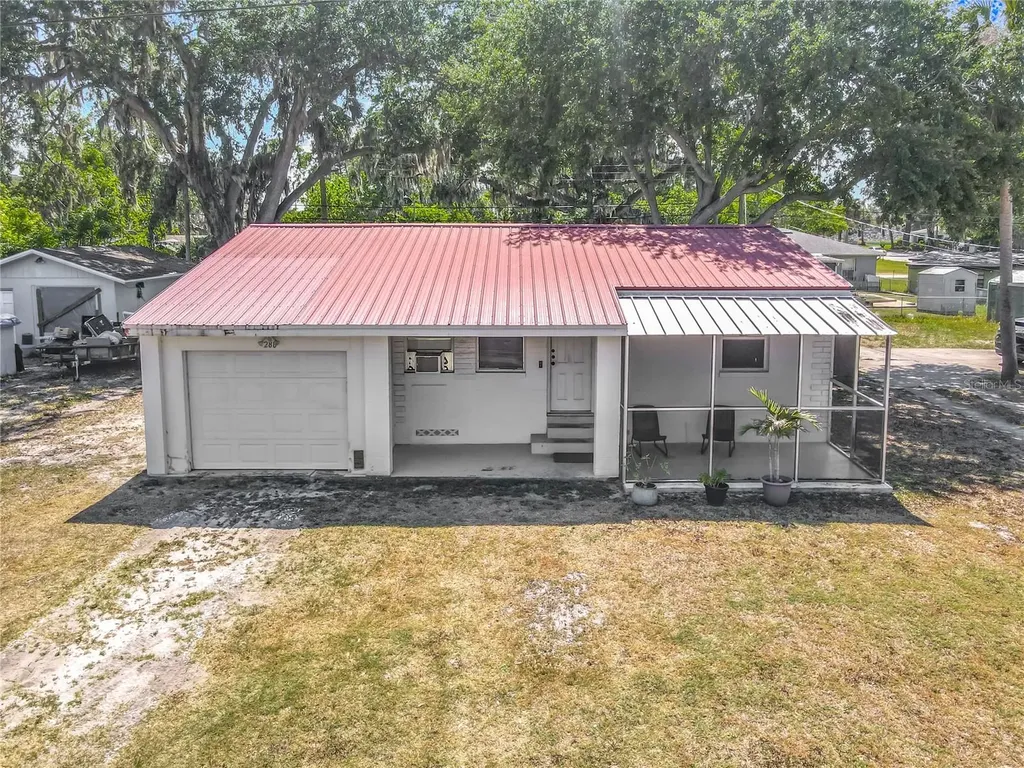 288 N Seneca Street Daytona Beach FL 32114