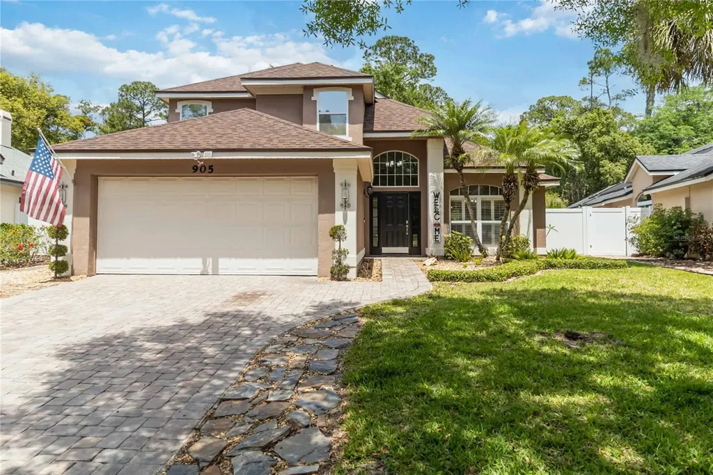 905 N Lake Claire Circle Oviedo FL 32765
