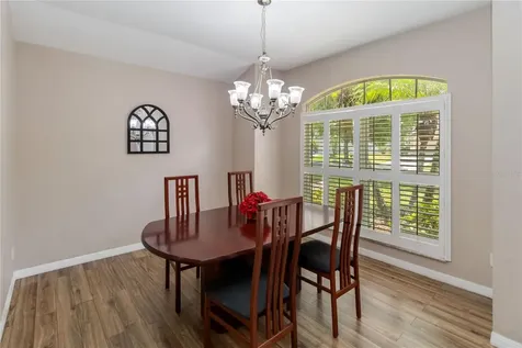 905 N Lake Claire Circle Oviedo FL 32765
