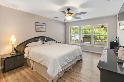 905 N Lake Claire Circle Oviedo FL 32765