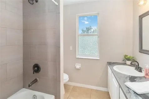 905 N Lake Claire Circle Oviedo FL 32765