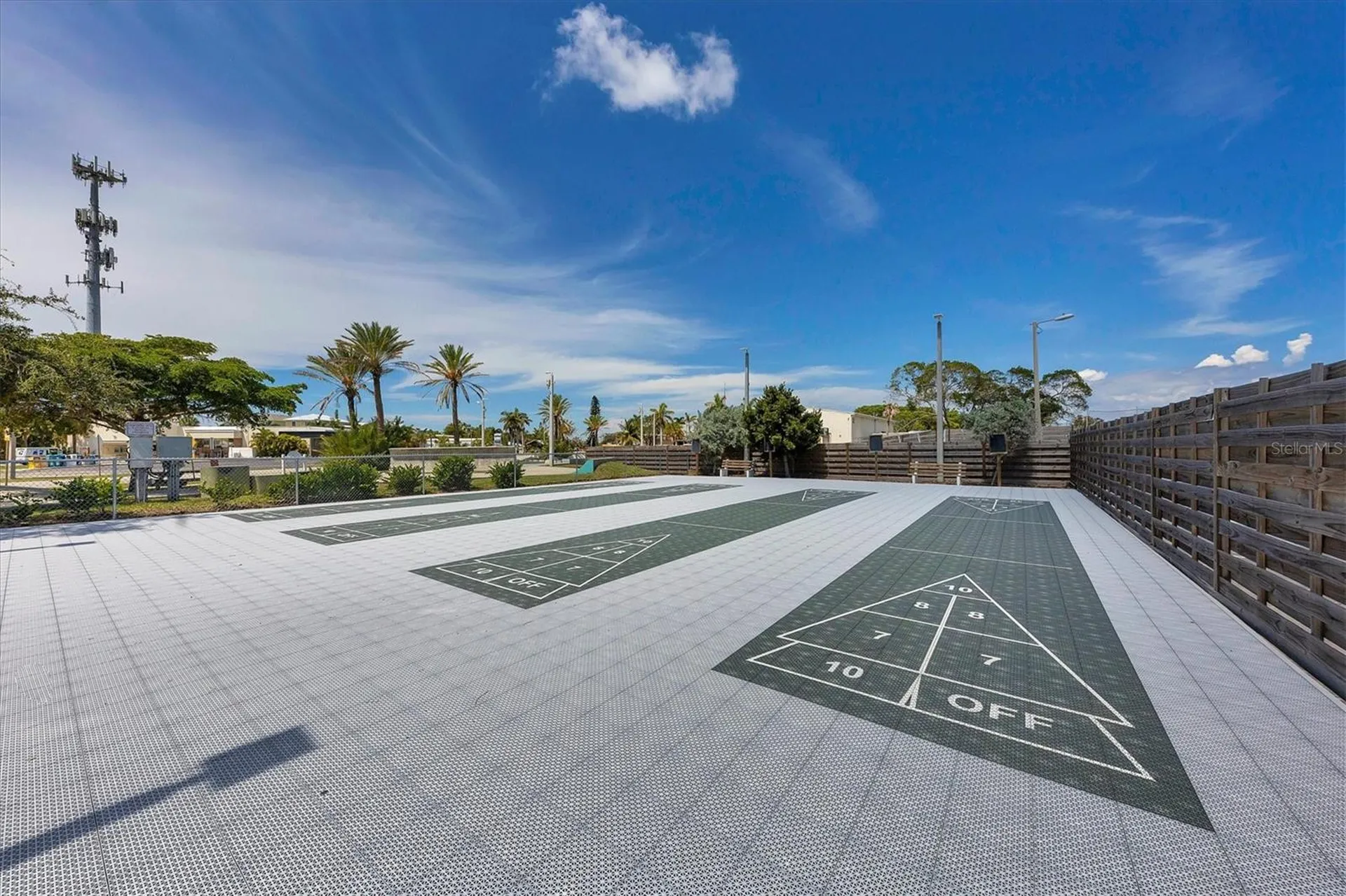 2918 Avenue E Holmes Beach FL 34217
