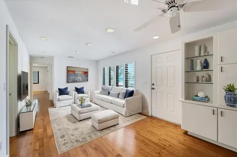 2918 Avenue E Holmes Beach FL 34217