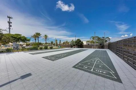 2918 Avenue E Holmes Beach FL 34217
