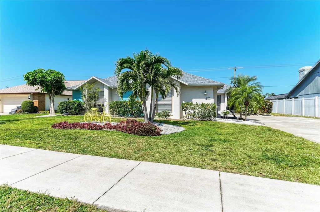 1008 83rd Street NW Bradenton FL 34209