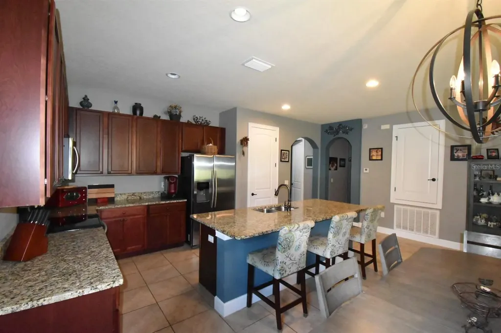 709 Calabria Way Howey In The Hills FL 34737