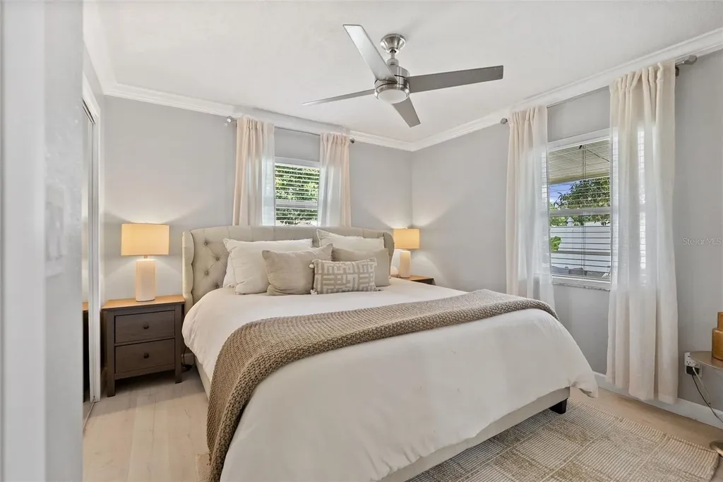 7141 37th Avenue N St Petersburg FL 33710