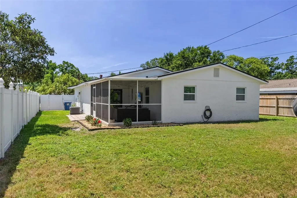 7141 37th Avenue N St Petersburg FL 33710