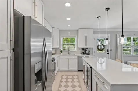 7141 37th Avenue N St Petersburg FL 33710